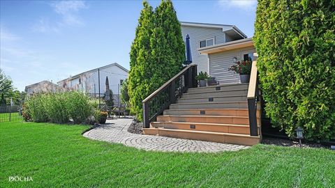 Tiny photo for 2758 Bluestone Bay Drive, New Lenox, IL 60451 (MLS # 12508878)