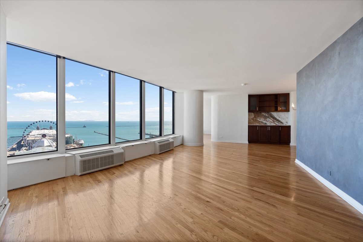 505 N Lake Shore Drive 2206-2207