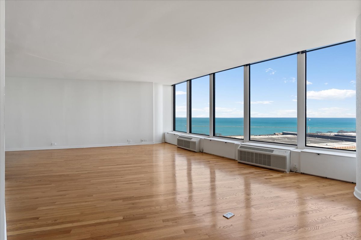 505 N Lake Shore Drive 2206-2207