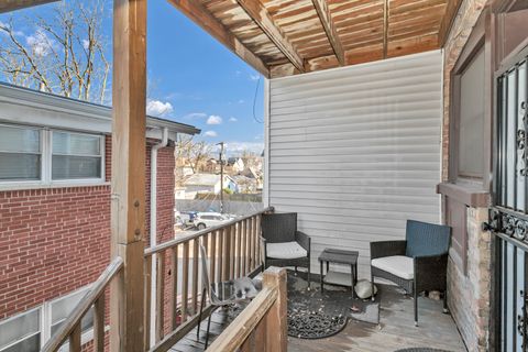 Tiny photo for 106 S SCOVILLE Avenue #2B, Oak Park, IL 60302 (MLS # 12574238)