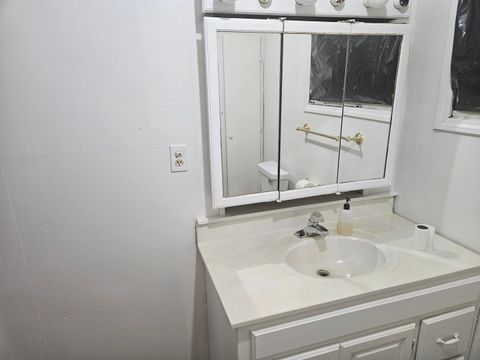 Tiny photo for 606 Orchard Street N, West Frankfort, IL 62896 (MLS # 12598219)