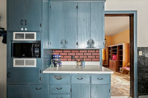 Tiny photo for 921 25th Street, Moline, IL 61265 (MLS # 12758799)