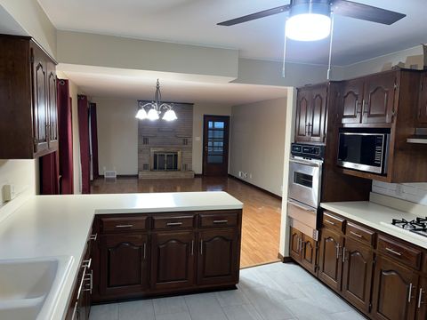 Tiny photo for 322 Freehauf Street, Lemont, IL 60439 (MLS # 12634046)