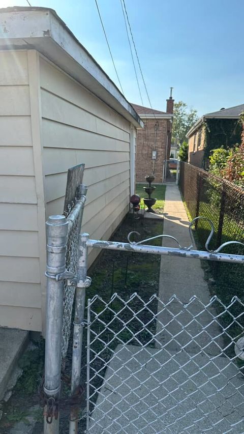 Tiny photo for 8641 S Jeffery Boulevard, Chicago, IL 60617 (MLS # 12488015)