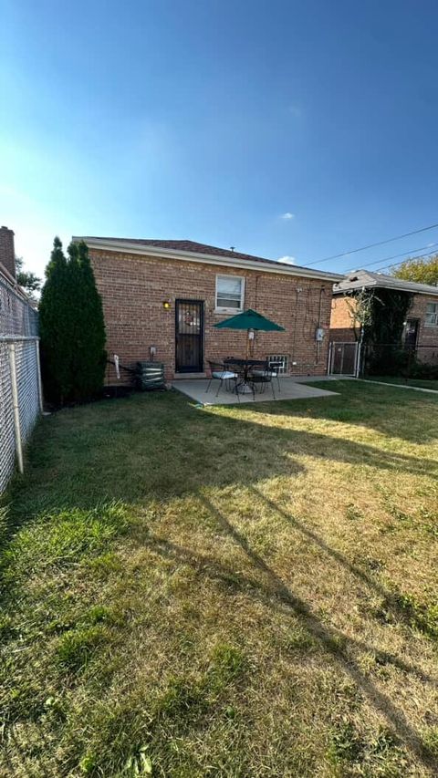 Tiny photo for 8641 S Jeffery Boulevard, Chicago, IL 60617 (MLS # 12488015)