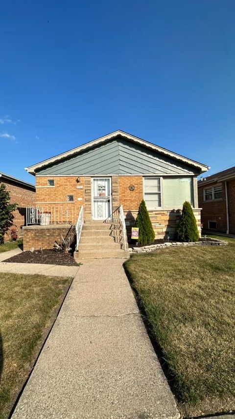 8641 S Jeffery Boulevard Chicago IL 60617