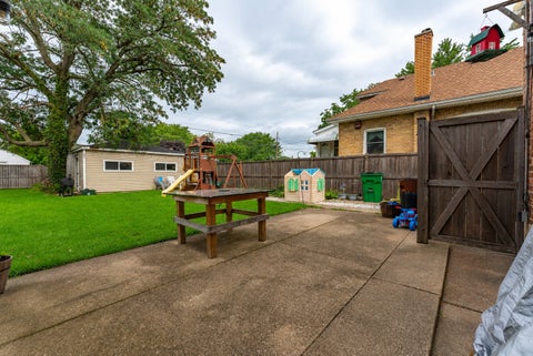 Tiny photo for 744 Manchester Avenue, Westchester, IL 60154 (MLS # 12750170)