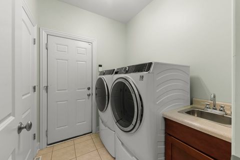 Tiny photo for 204 Amherst Circle, Oswego, IL 60543 (MLS # 12577346)