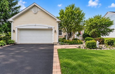 Photo of 24218 Apple Creek Lane, Plainfield, IL 60586 (MLS # 12764884)