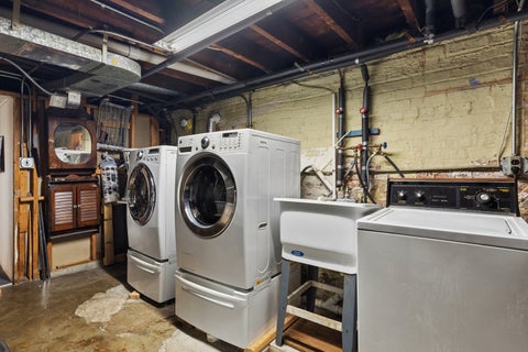Tiny photo for 1721 W Foster Avenue, Chicago, IL 60640 (MLS # 12755909)