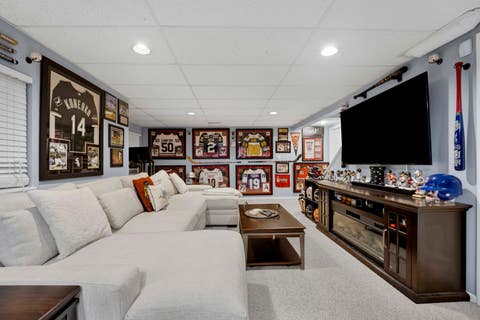 Tiny photo for 1863 Tamahawk Lane, Naperville, IL 60564 (MLS # 12739075)