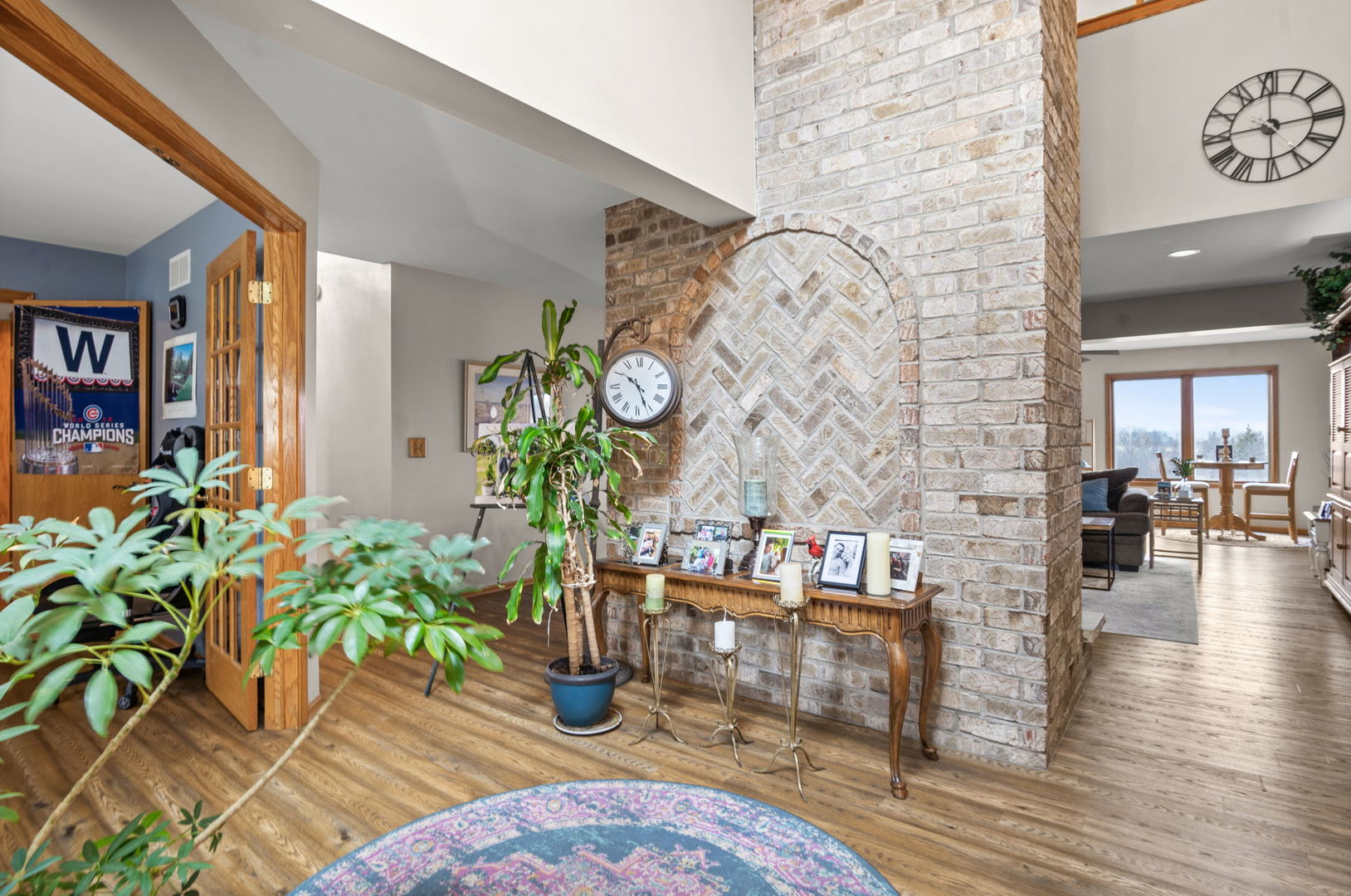 11042 Mayflower Lane