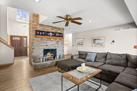 Tiny photo for 11042 Mayflower Lane, Orland Park, IL 60467 (MLS # 12589992)