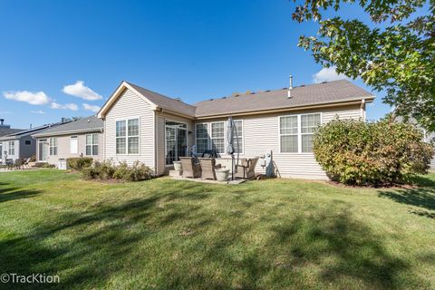 Tiny photo for 21123 Sterling Lake Court, Crest Hill, IL 60403 (MLS # 12503397)