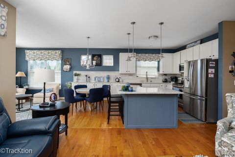 Tiny photo for 21123 Sterling Lake Court, Crest Hill, IL 60403 (MLS # 12503397)