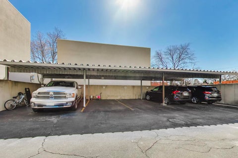 Tiny photo for 1 Maple Tree Court, Elmhurst, IL 60126 (MLS # 12682627)