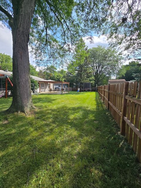 Tiny photo for 1939 Weston Lane, Schaumburg, IL 60193 (MLS # 12528941)