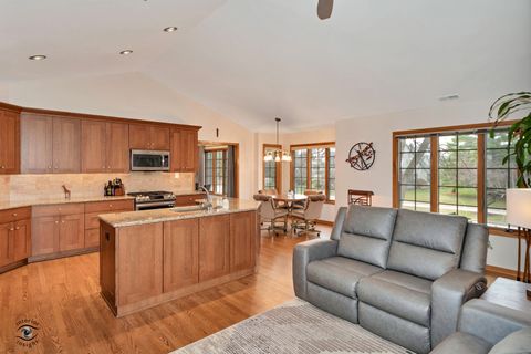 Tiny photo for 1121 Lacebark Court #1121, Darien, IL 60561 (MLS # 12616508)