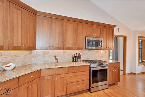 Tiny photo for 1121 Lacebark Court #1121, Darien, IL 60561 (MLS # 12616508)