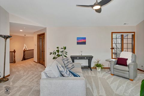 Tiny photo for 1121 Lacebark Court #1121, Darien, IL 60561 (MLS # 12616508)