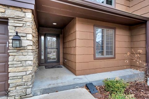 Tiny photo for 1121 Lacebark Court #1121, Darien, IL 60561 (MLS # 12616508)