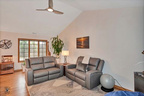 Tiny photo for 1121 Lacebark Court #1121, Darien, IL 60561 (MLS # 12616508)