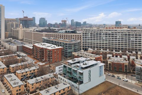 Tiny photo for 925 N Larrabee Street #2N, Chicago, IL 60610 (MLS # 12583369)