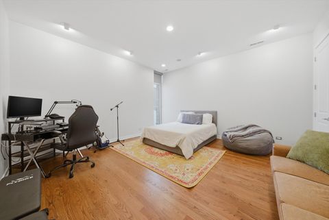 Tiny photo for 925 N Larrabee Street #2N, Chicago, IL 60610 (MLS # 12583369)