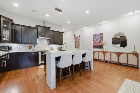 Tiny photo for 925 N Larrabee Street #2N, Chicago, IL 60610 (MLS # 12583369)