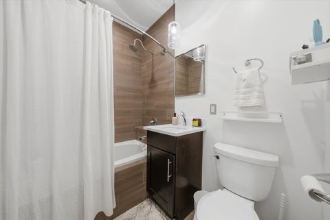 Tiny photo for 925 N Larrabee Street #2N, Chicago, IL 60610 (MLS # 12583369)