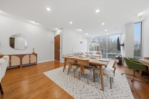 Tiny photo for 925 N Larrabee Street #2N, Chicago, IL 60610 (MLS # 12583369)