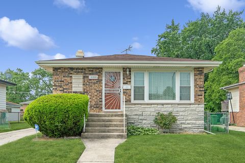 Tiny photo for 14640 MEMORIAL Drive, Dolton, IL 60419 (MLS # 12647963)
