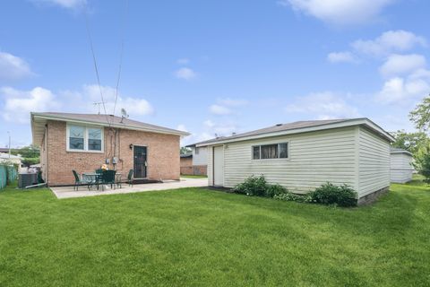 Tiny photo for 14640 MEMORIAL Drive, Dolton, IL 60419 (MLS # 12647963)