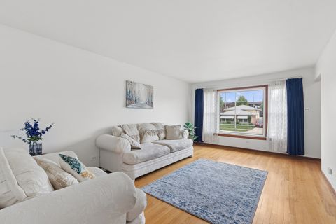 Tiny photo for 14640 MEMORIAL Drive, Dolton, IL 60419 (MLS # 12647963)