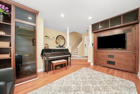 Tiny photo for 1478 S PRAIRIE Avenue #E, Chicago, IL 60605 (MLS # 12488604)