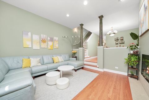 Tiny photo for 1478 S PRAIRIE Avenue #E, Chicago, IL 60605 (MLS # 12488604)