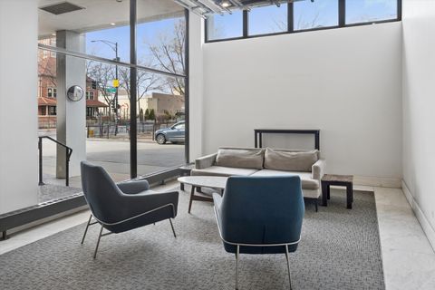 Tiny photo for 6171 N Sheridan Road #2104, Chicago, IL 60660 (MLS # 12578141)