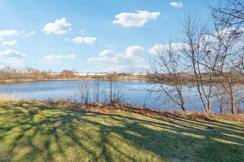 Tiny photo for 588 Applegate Lane, Lake Zurich, IL 60047 (MLS # 12541575)