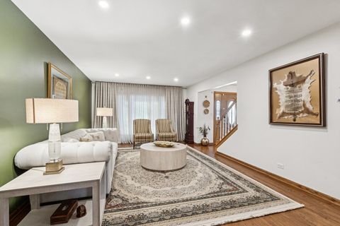 Tiny photo for 588 Applegate Lane, Lake Zurich, IL 60047 (MLS # 12541575)