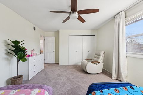 Tiny photo for 588 Applegate Lane, Lake Zurich, IL 60047 (MLS # 12541575)