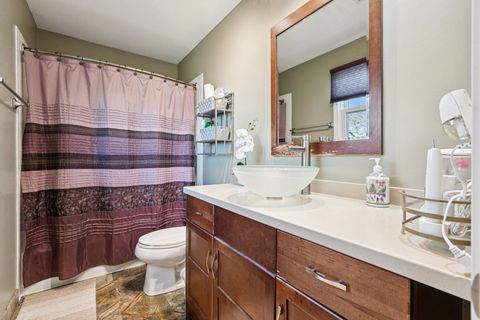 Tiny photo for 588 Applegate Lane, Lake Zurich, IL 60047 (MLS # 12541575)