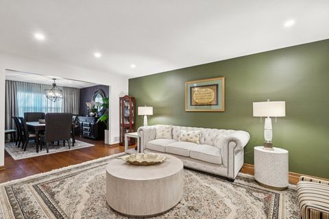 Tiny photo for 588 Applegate Lane, Lake Zurich, IL 60047 (MLS # 12541575)