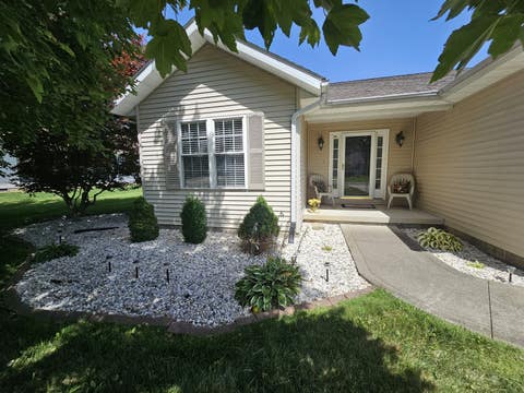 Tiny photo for 404 W Beacon Court, Mt Vernon, IL 62864 (MLS # 12693309)