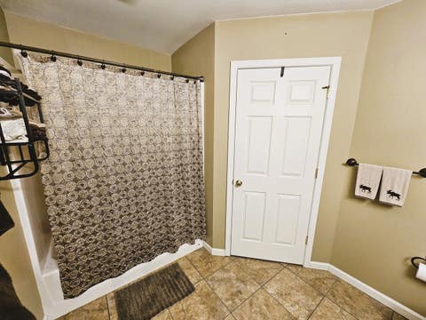 Tiny photo for 404 W Beacon Court, Mt Vernon, IL 62864 (MLS # 12693309)