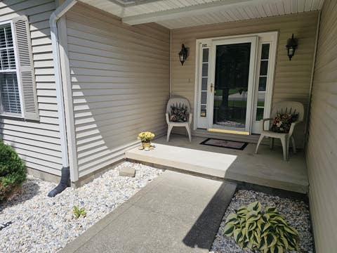 Tiny photo for 404 W Beacon Court, Mt Vernon, IL 62864 (MLS # 12693309)