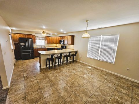 Tiny photo for 404 W Beacon Court, Mt Vernon, IL 62864 (MLS # 12693309)