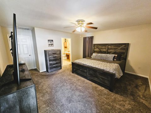 Tiny photo for 404 W Beacon Court, Mt Vernon, IL 62864 (MLS # 12693309)