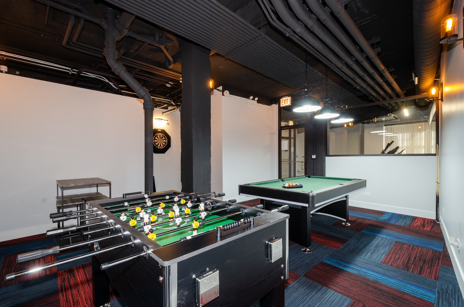 7645 N SHERIDAN Road 102