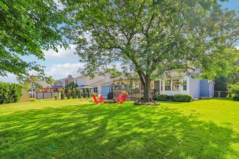 Tiny photo for 1114 Country Glen Lane, Carol Stream, IL 60188 (MLS # 12688376)