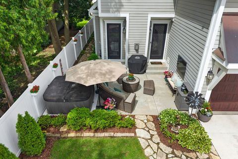 Tiny photo for 938 S 5th Street, St. Charles, IL 60174 (MLS # 12652850)